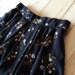 ＊すみれ色花柄＊フレアースカート