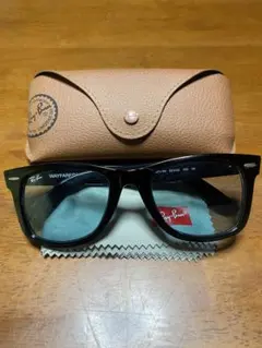 Ray-Ban WAYFARER 52□22 150 サングラス