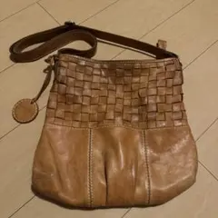 ズッケロフィラート編み込みデザイン ショルダーバッグ