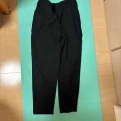 パンツ 黒