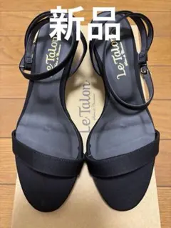 新品【Le Talon】ルタロン サンダル ブラック 22.0cmのサムネイル