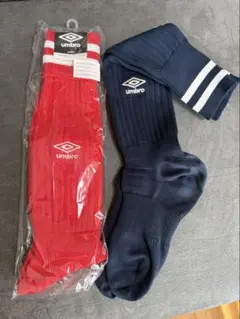 umbro サッカーソックス 赤 紺 2足セット　22-24