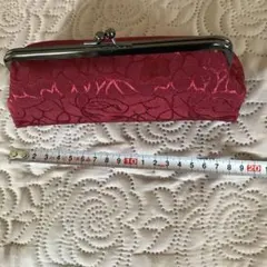 赤い花柄がま口マルチケース