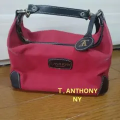 T. ANTHONY NYバッグ　レッドキャンバス黒レザーバニティーハワイ