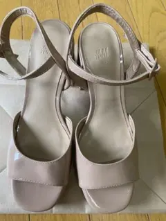 H&M ベージュ オープントゥサンダル