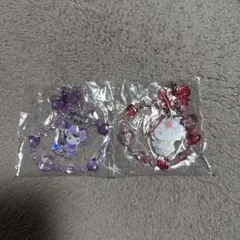 サンリオ　きらきらビーズチャーム　ハローキティ　クロミ