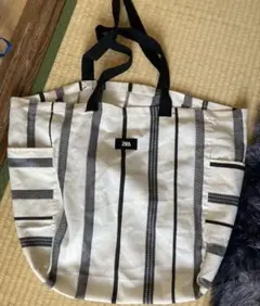 ZARA ストライプエコバッグのサムネイル