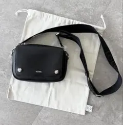 Item thumbnail for item 35590264-1aeb-41b5-8cb1-06dbd7a8ec74