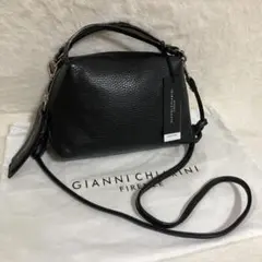 【週末限定価格】新品未使用　ジャンニキアリーニ アリファ S NATURE ジャンニキアリーニの名品「アリファ」はなぜ人気?《BUYMAなら