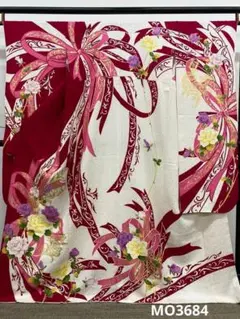 振袖 刺繍 金彩 銀通し 身丈166cm 撥水加工済 MO3684