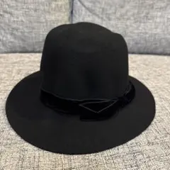 カシラ　黒 ウールハット ベルベットリボン付き