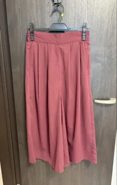 earth music&ecology ガウチョパンツ　バーガンディ　ワイン系