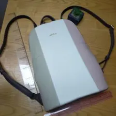 [クレリア] レディース 合成皮革 リュックサック バックパック トリコロール