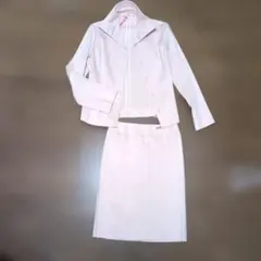 セレモニー　薄いピンク スカートスーツ