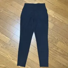 GU スポーツ　レギンス　未使用　ブラック　M