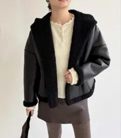 2wayファーカラーリバーショートコート ミラオーウェン - メルカリ