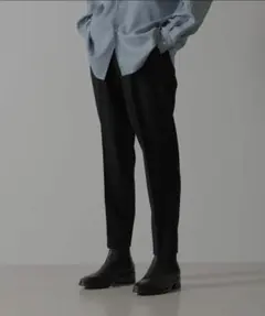 MBハイエンド尾州 近江晒ウール スリムスラックス 黒 Sサイズのサムネイル