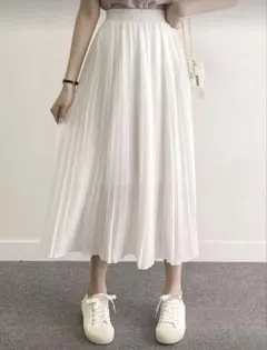 美品！ホワイト プリーツロングスカート