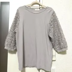 ハニーズ　6分袖レース使いトップス　グレージュ