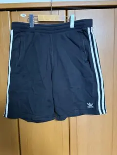 adidas 黒 ショートパンツ 3本ライン