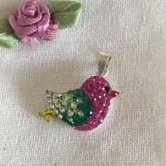 スワフスキー☆SV925☆素敵なエレガントネックレストップ☆可愛い小鳥さん☆