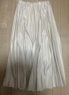 プリーツスカート　ロングスカート　ベージュ　レザースカート　M