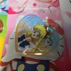 セーラームーン ヴィーナス ローソン ラメハート アクリルキーホルダー