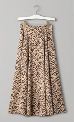 【値下げしました】 UNITED ARROWS レオパード柄 フレアスカート