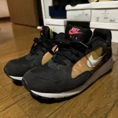 Nike Air Max ランニングシューズ ブラック/イエロー/ピンク