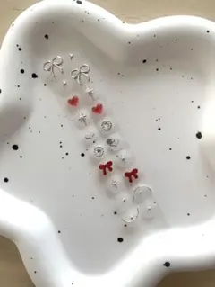 【最安値】耳つぼジュエリー　まとめ買いがお得　即時発送　匿名配送　シルバー　赤