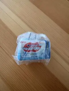 Pigeon ミニチャーム　おしりふき