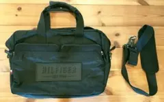 【訳あり】TOMMY HILFIGER ブラック ビジネスバッグのサムネイル