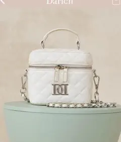 【シルバーパーツ】キルティングスクエアミニバッグ　ダーリッチ