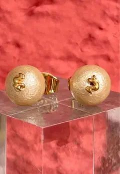 Item thumbnail for item 0adc4a82-4b7f-4649-bd1c-c3a116413f9b