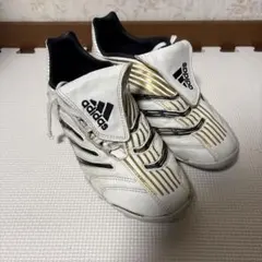 adidas プレデターアブソリュート　復刻版　TF 27.5