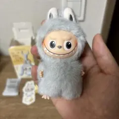 ◎ラブブ PIN FOR LOVE イニシャル 【C】labubu