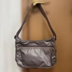 美品LeSportsac ショルダーバッグ メタリックブラウン レスポートサックのサムネイル