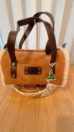 UGG スエードファートートバッグ　BUSHのサムネイル