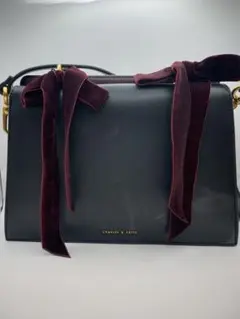 訳あり　CHARLES & KEITH 黒 ショルダーバッグ　ベルベットリボン