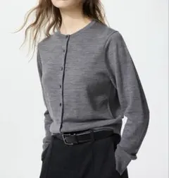 UNIQLO ✴︎ メリノクルーネックカーディガン