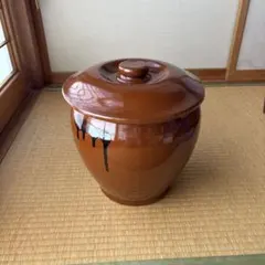 常滑焼大きめ茶色の漬け物容器のサムネイル