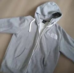 ノースフェイス ジップパーカー