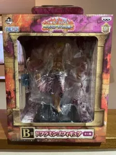 ドフラミンゴ　一番くじ　フィギュア　ワンピース