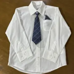 男の子　フォーマル　120センチ　白シャツ　ネクタイ　ハンカチ　卒園式　入学式