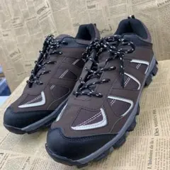 新品★メンズ★27.0cm★軽量 撥水マウンテンスニーカー 焦茶色 1313