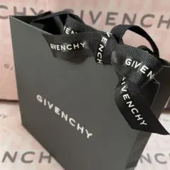 Item thumbnail for item aaeee167-1269-4900-856b-a3ecc426fb5d