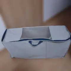 クリーム色 ジッパー付き収納ケース