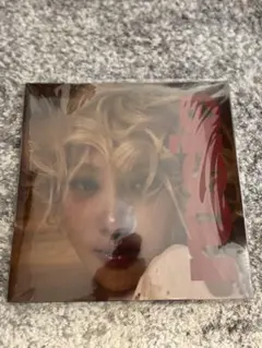 最新フォトカード2枚入 レッド・バイナル Rose Rosie 新品 アナログ盤 最新フォトカード2枚入 レッド・バイナル Rose Rosie 新品 アナログ盤