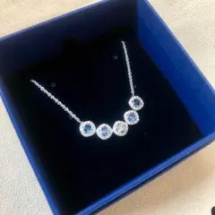 【値下げ】【新品未使用】スワロフスキー ネックレス