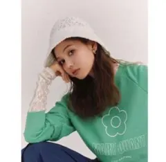 LILY BROWN × MARY QUANT トレーナーのサムネイル